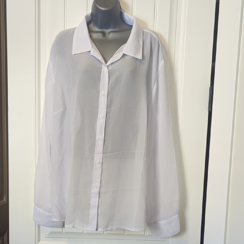 VENUS Sheer White Night Shirt